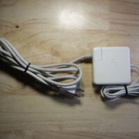 Genuine OEM Apple 85W MagSafe Power Adapter A1290 - White